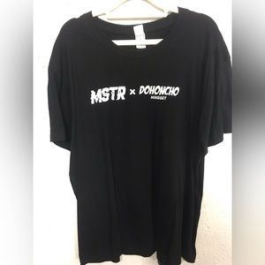 This is an original T-shirt with trendy character elements, black,